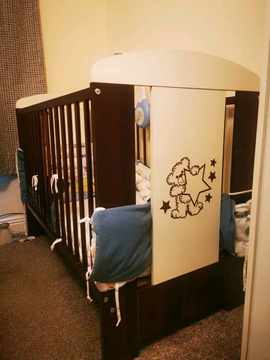 Cotbed - Image 1