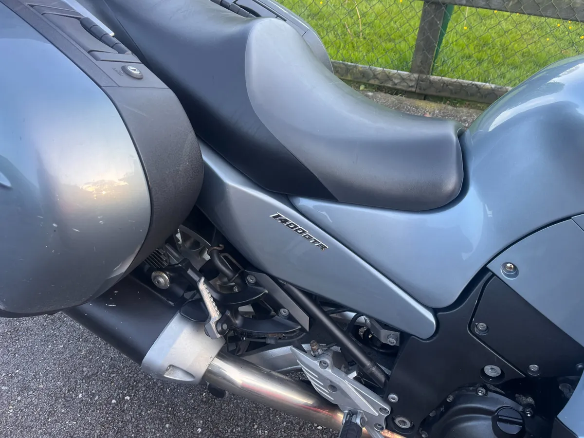 2009 Kawasaki GTR 1400 - Image 4
