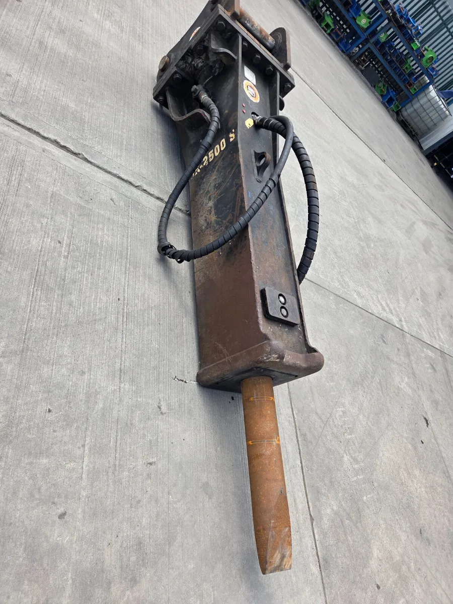 Itadem Gk2500S Rock Breaker - Image 3