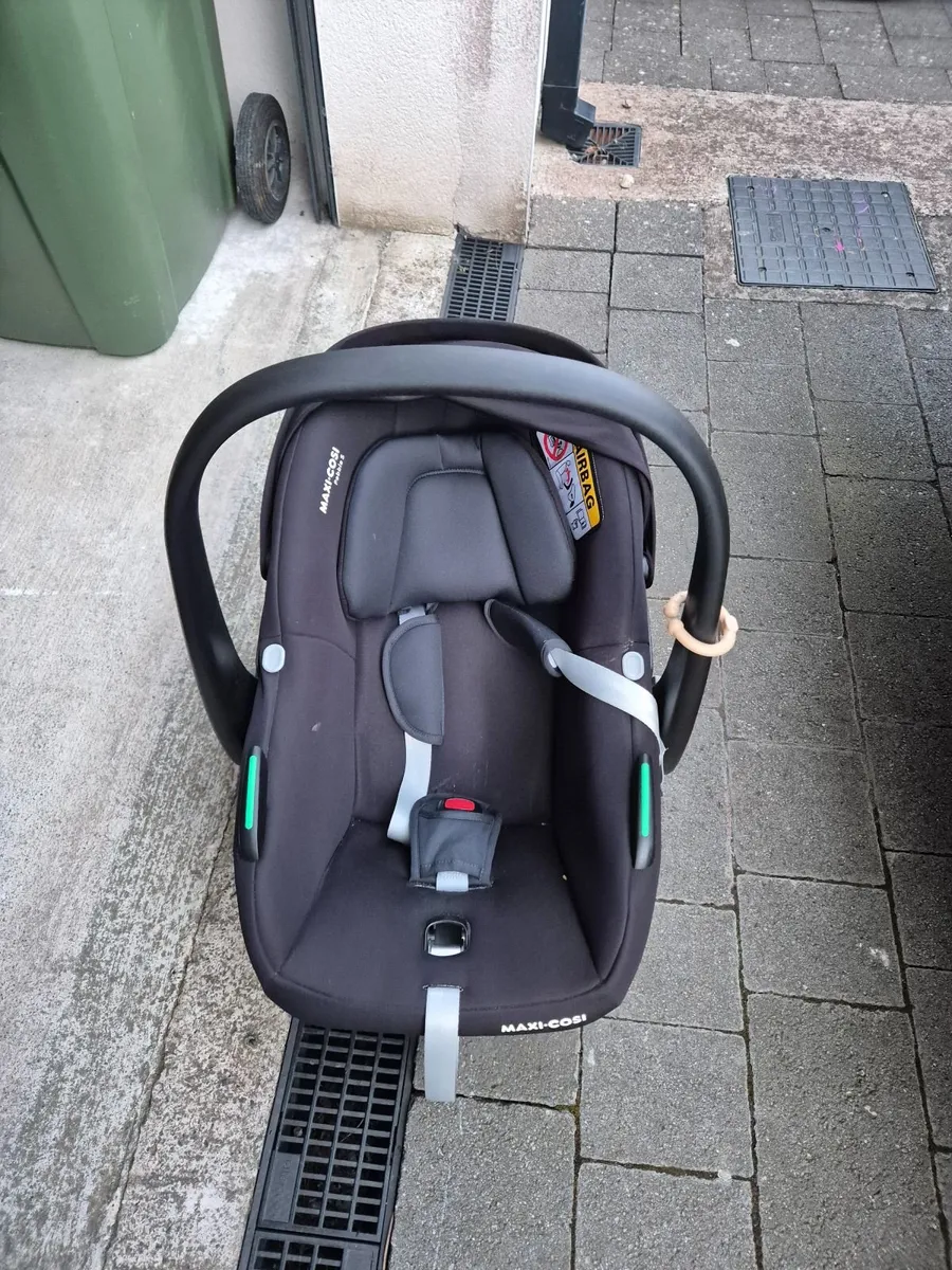 Baby car seat - Image 4