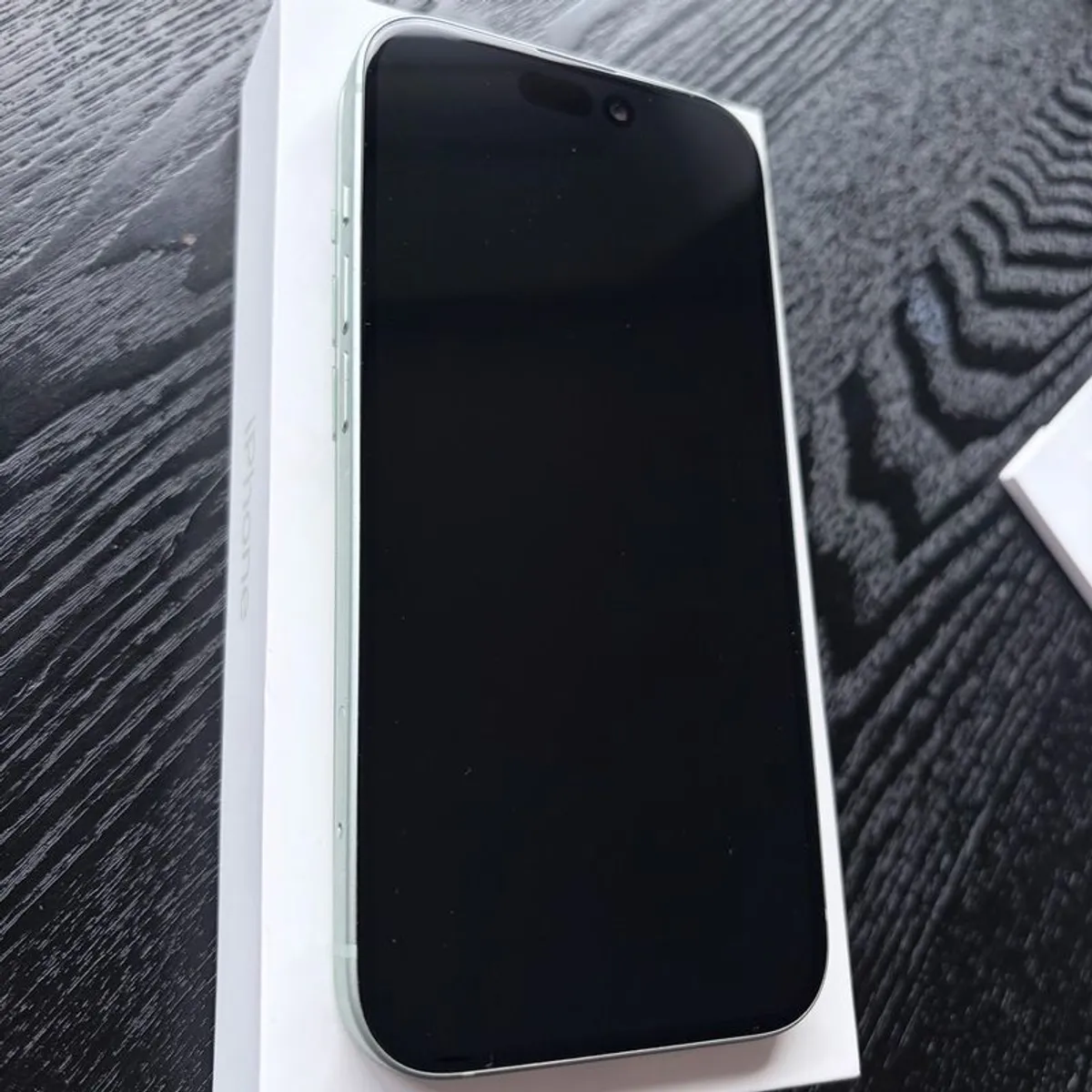 Iphone 15 + 5 cases - Image 4
