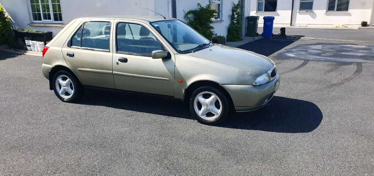 Ford fiesta - Image 3