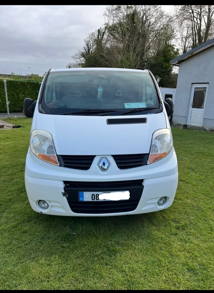 Renault Trafic Campervan - Image 1