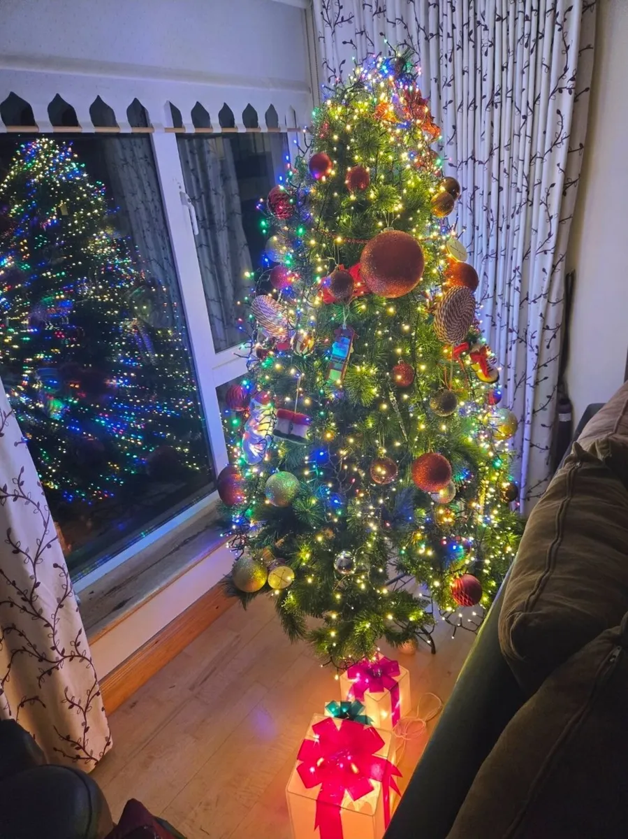 Christmas tree - Image 2