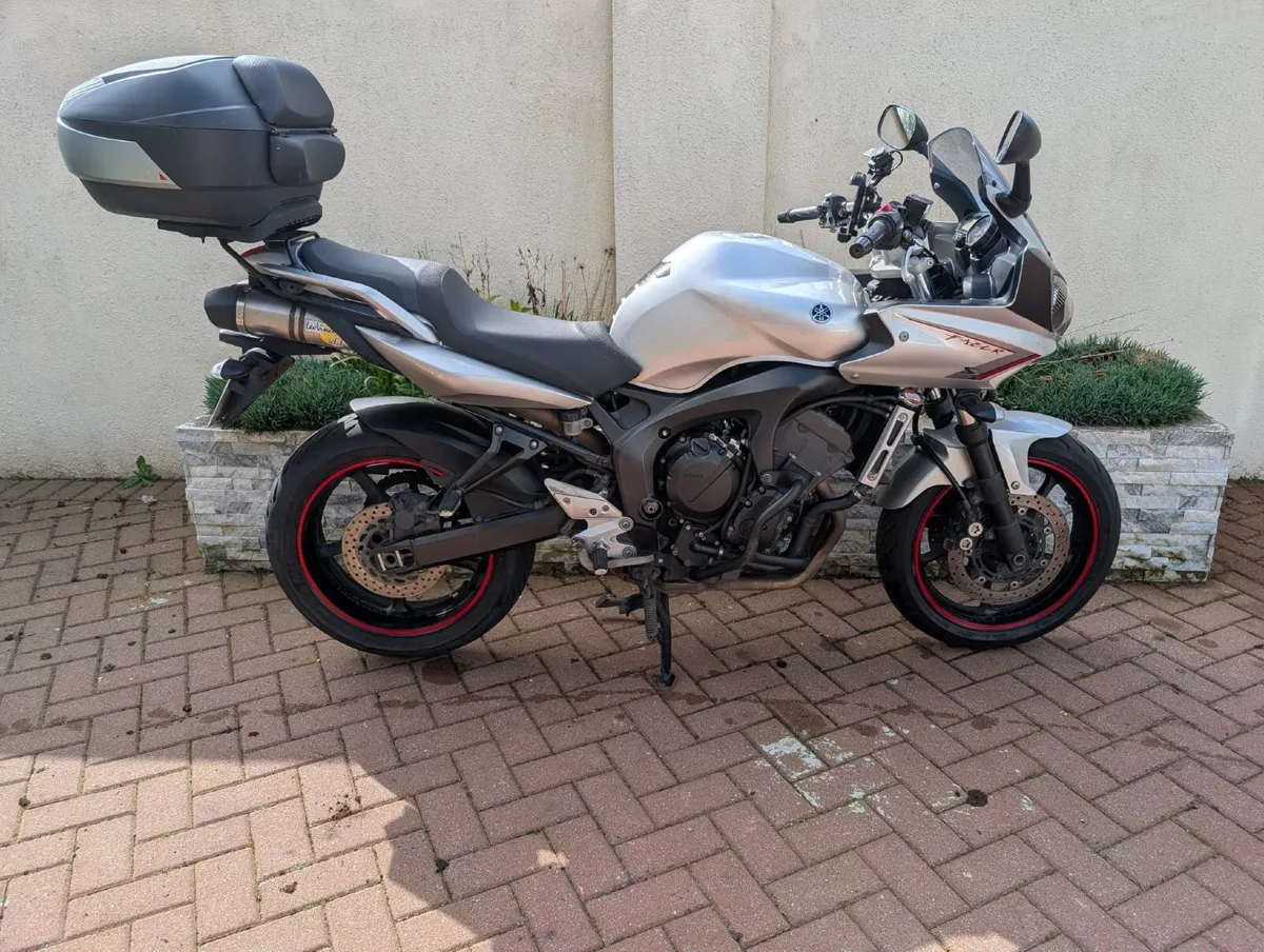 YAMAHA Fazer 600 S2 2010 (FZ6) - Image 3