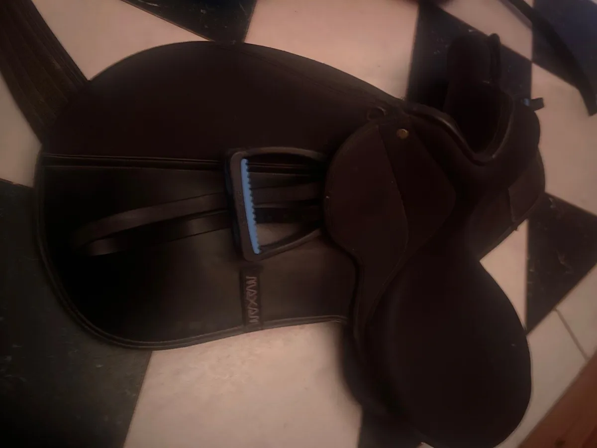 Saddle
