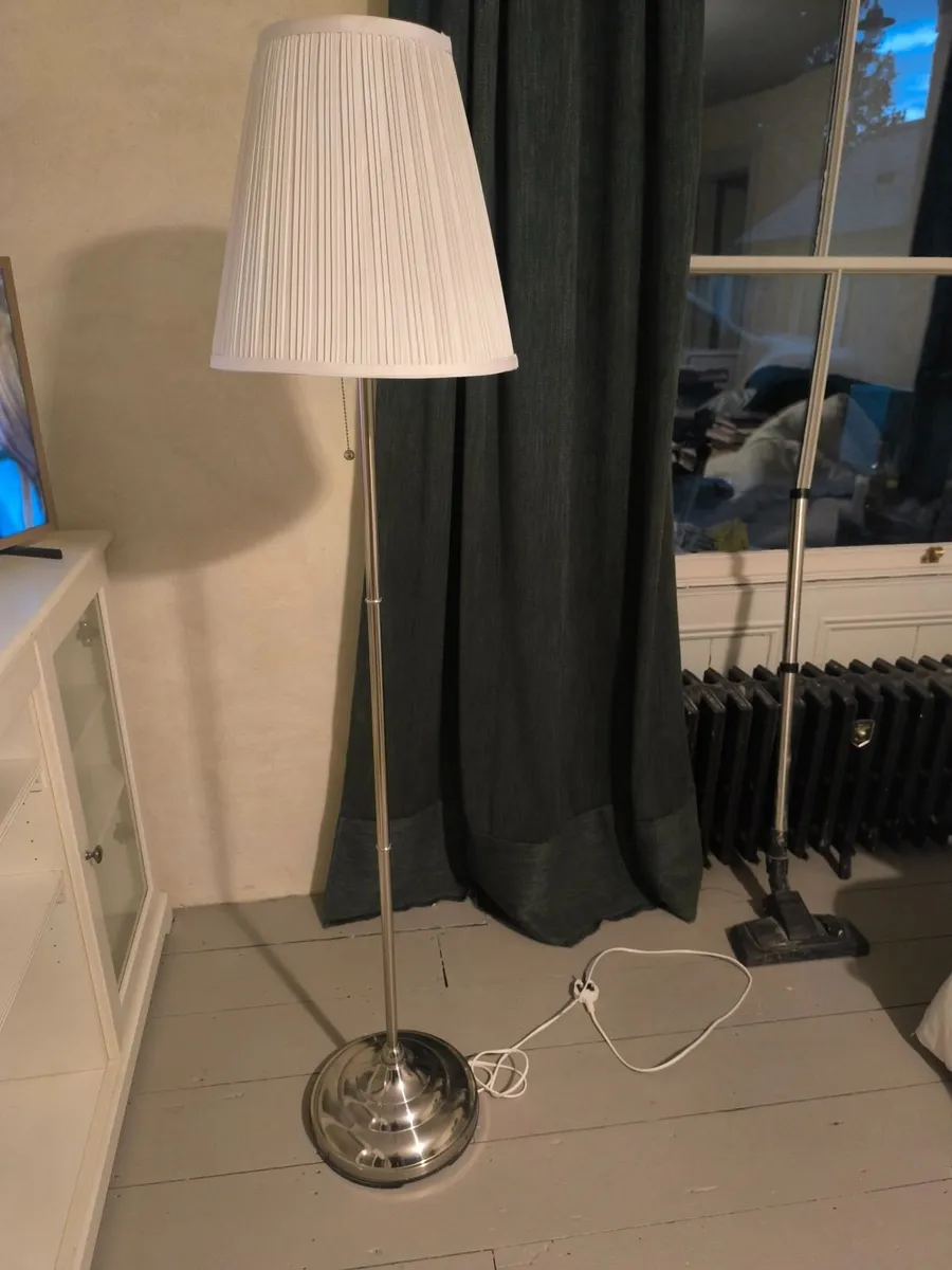 Arstid silver floor lamp (also one gold available) - Image 3