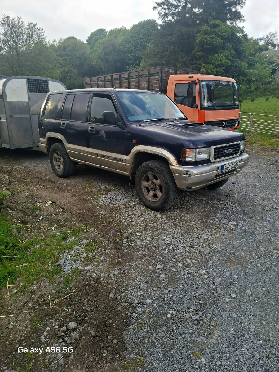 Isuzu Trooper 3.1 LWB 98 - Image 1