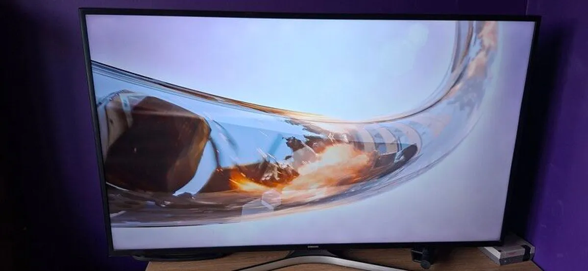Samsung UE50 MU6120K 50" - Image 4