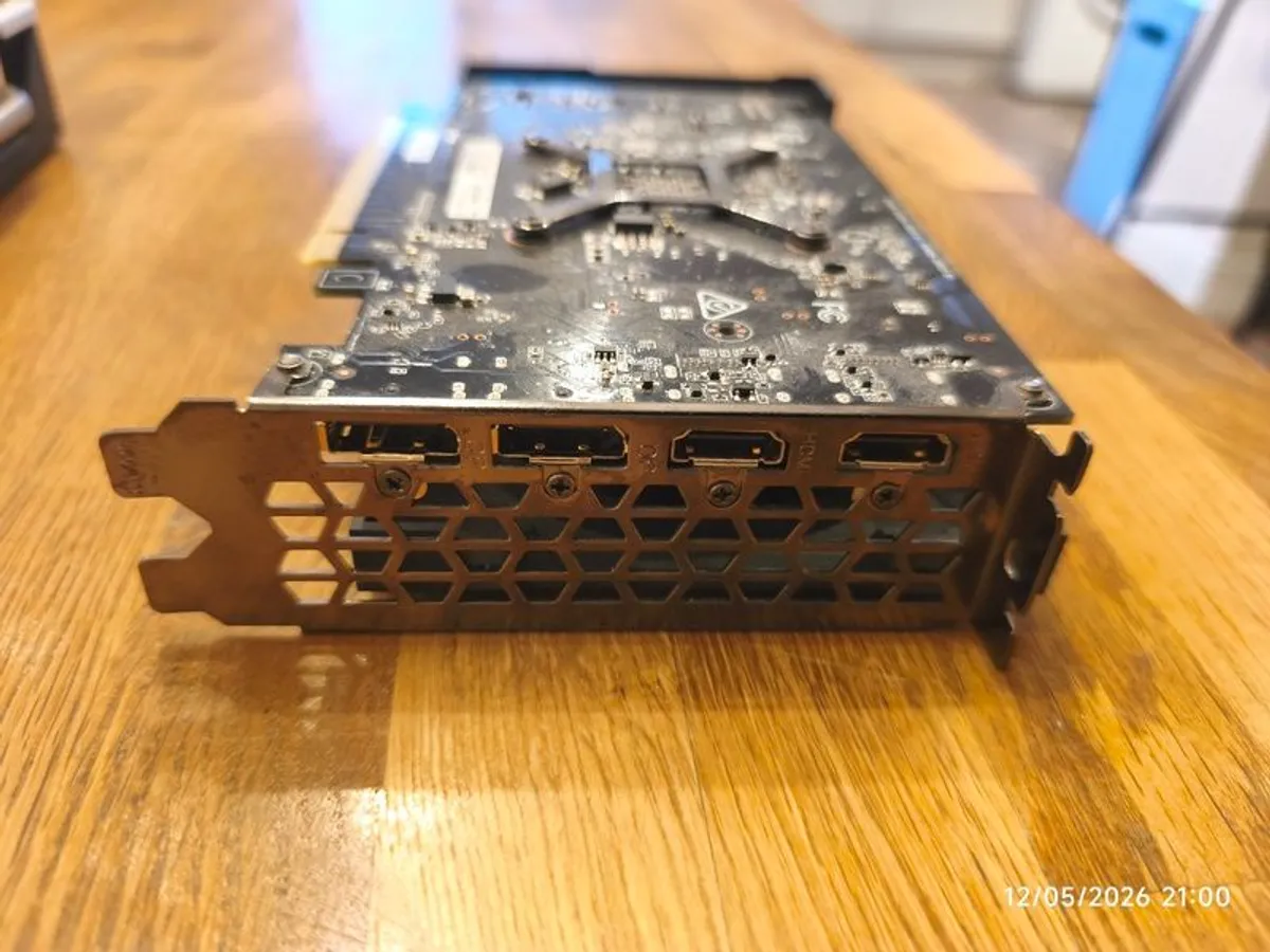 Rtx 3050 Eagle Oc & Sapphire Nitro+ Rx 570 4g - Image 3