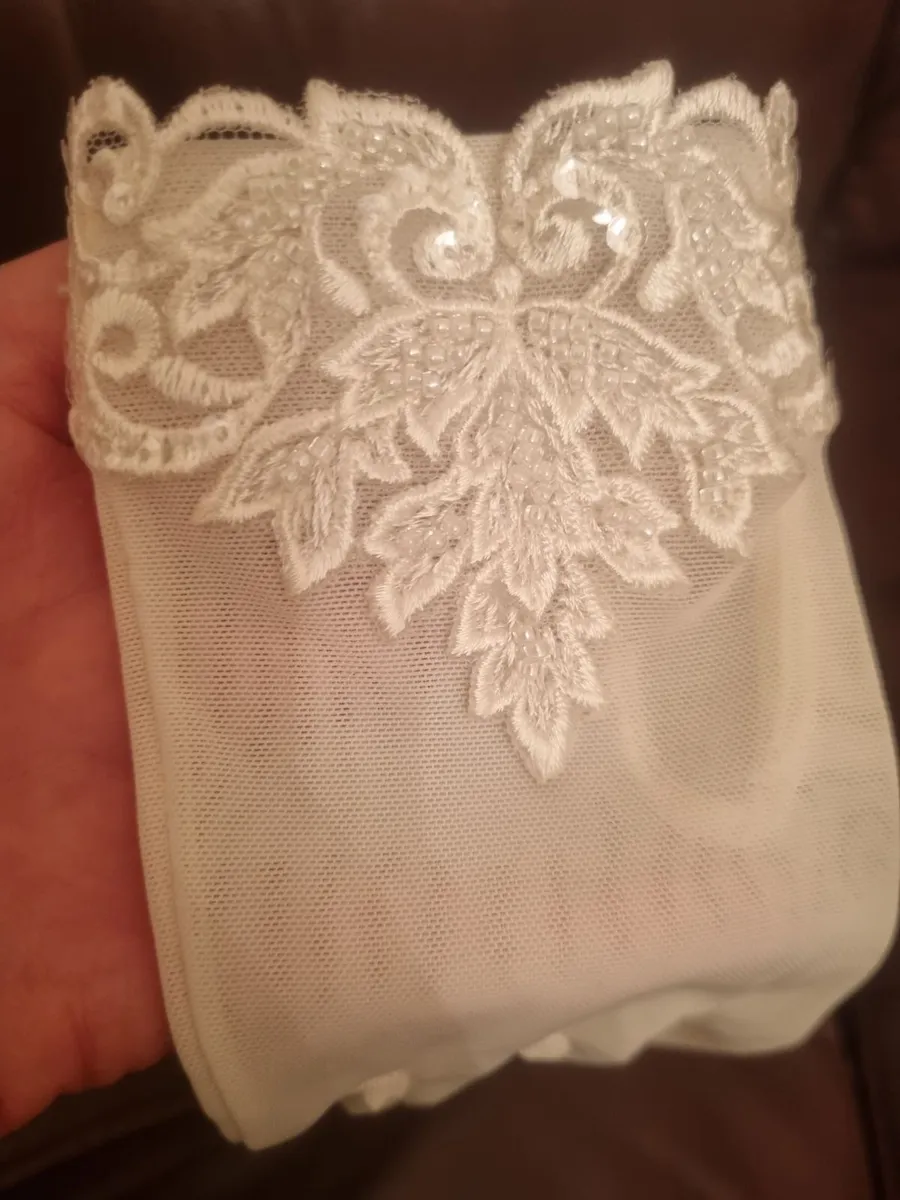 Kids Hand made communion gloves - Image 3