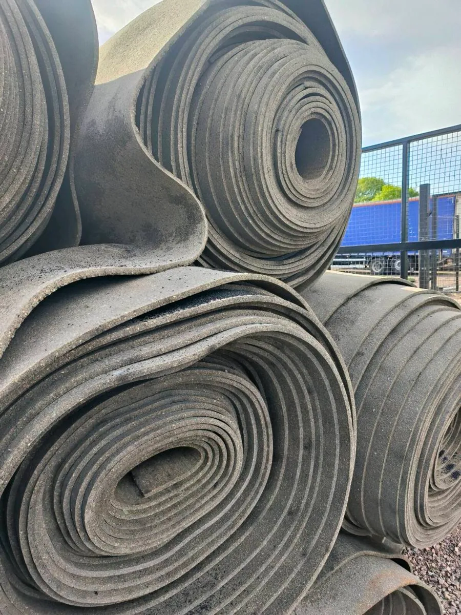 Astro turf - Image 2