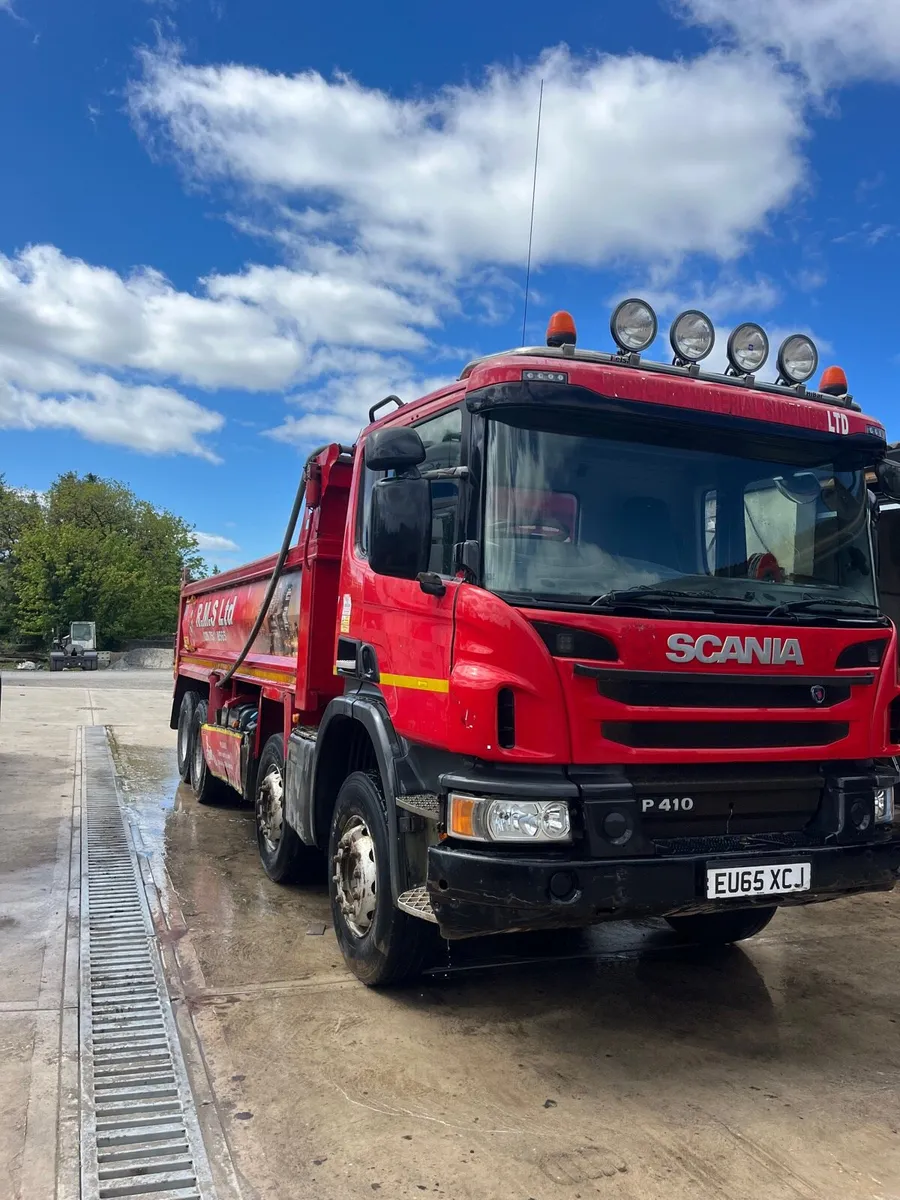 Scania tippers - Image 2