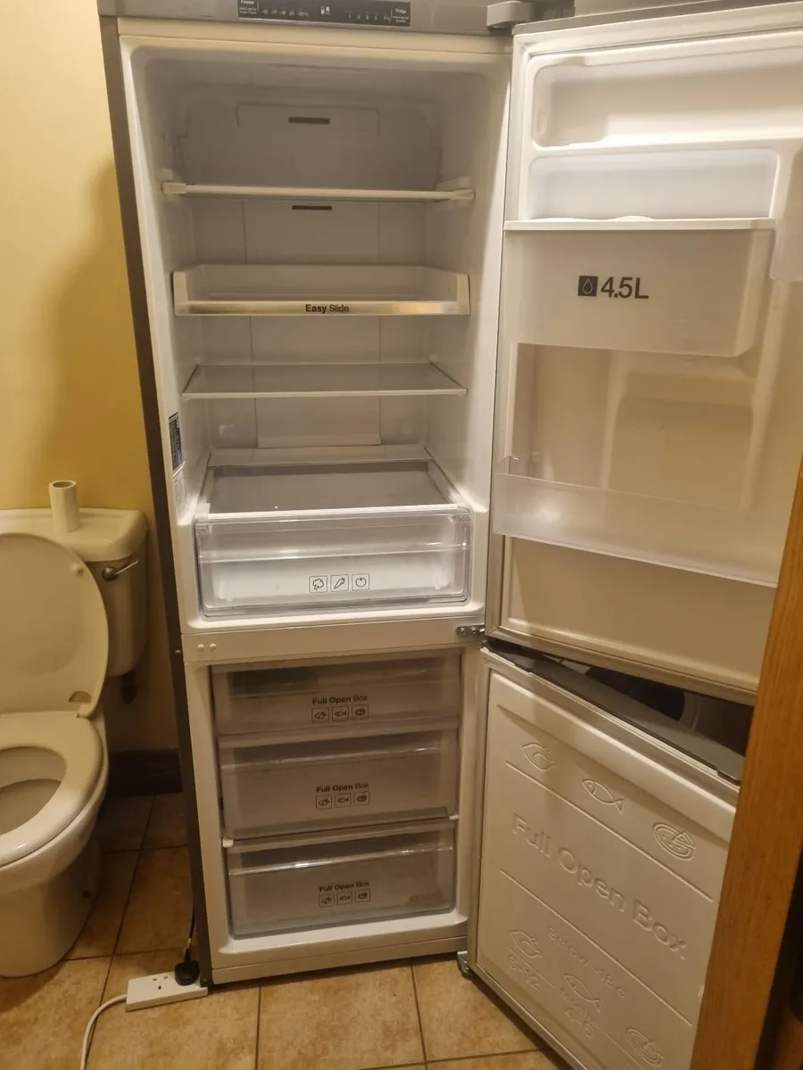 Fridge freezer - Image 1