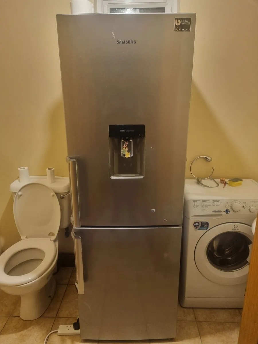 Fridge freezer - Image 4