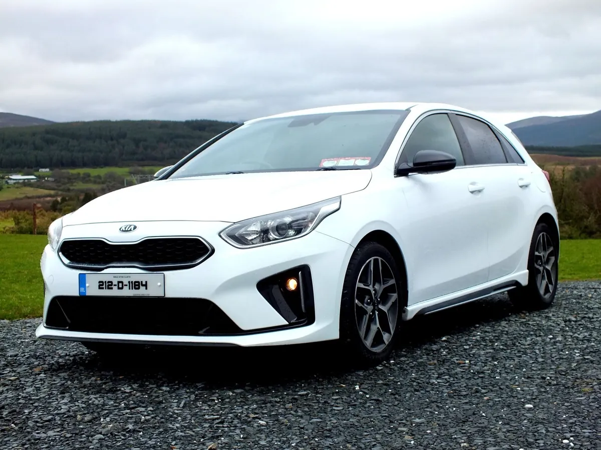 Kia Ceed 2021 - Image 2