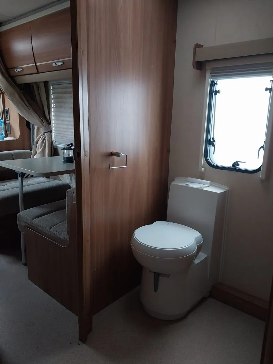 Caravan - Image 4