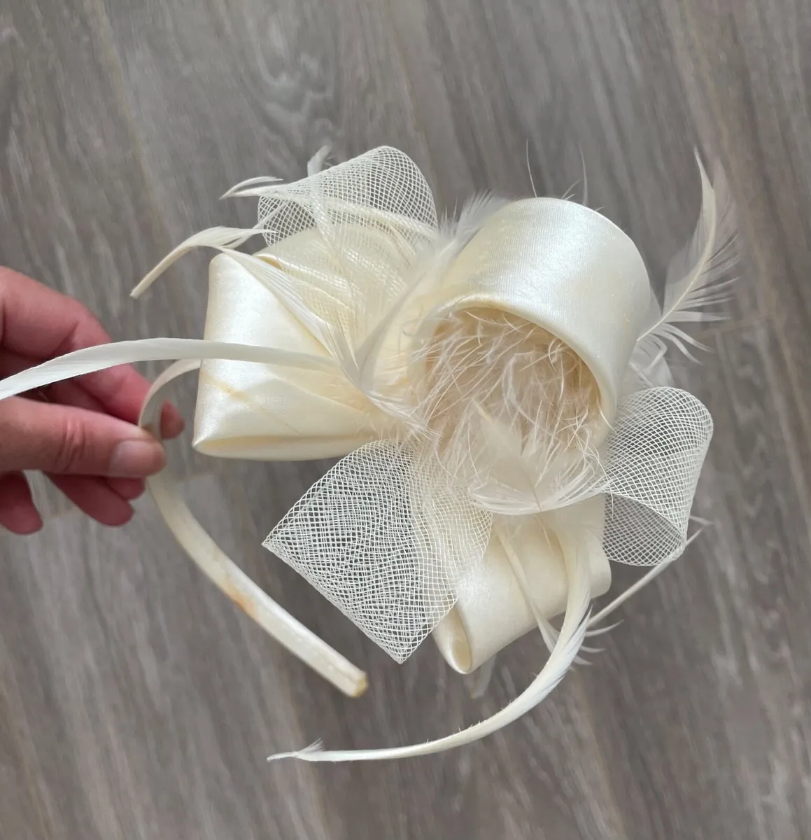 Ivory feather fascinator headband - One Size - Image 2