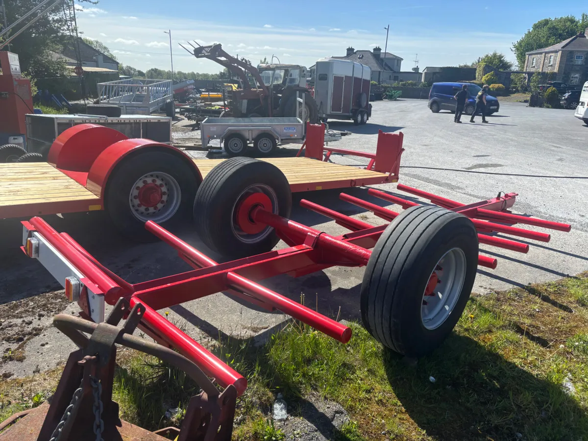 6 , 8 , 10 bale trailers - Image 2