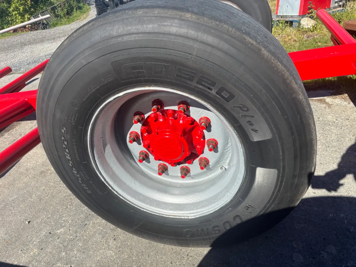 6 , 8 , 10 bale trailers - Image 4