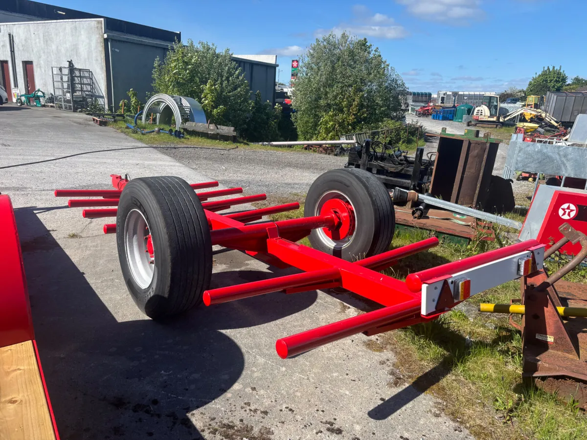 6 , 8 , 10 bale trailers - Image 3