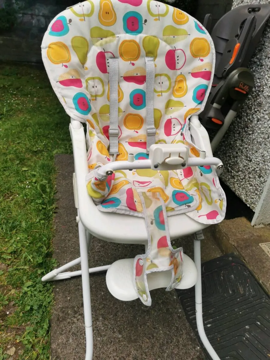 Baby high chair - Image 2