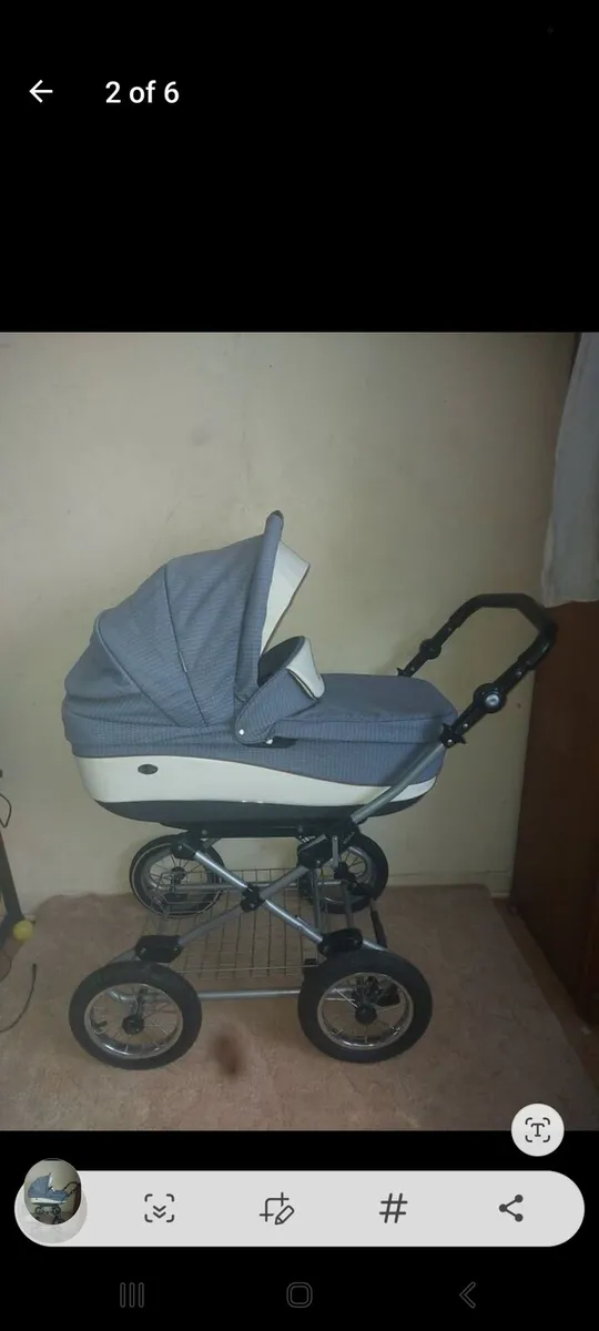 Vintage pram Buggy - Image 1