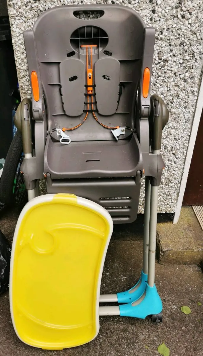 Baby high chair - Image 2