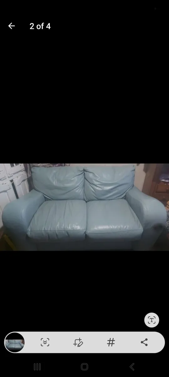 2 seater leather couch - Image 1
