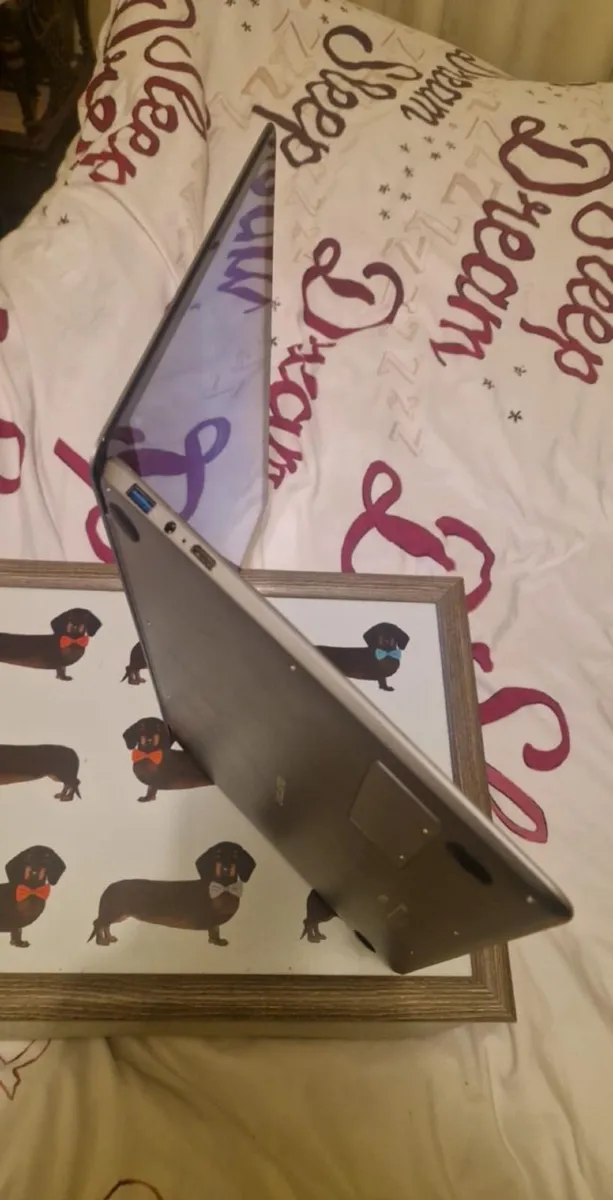 Quad-Core Ultrabook 8GB/256GB NVME WIN11 14