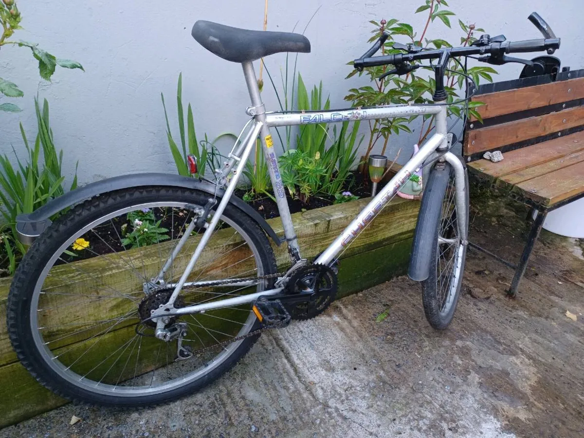 Falcon mens bike - Image 3