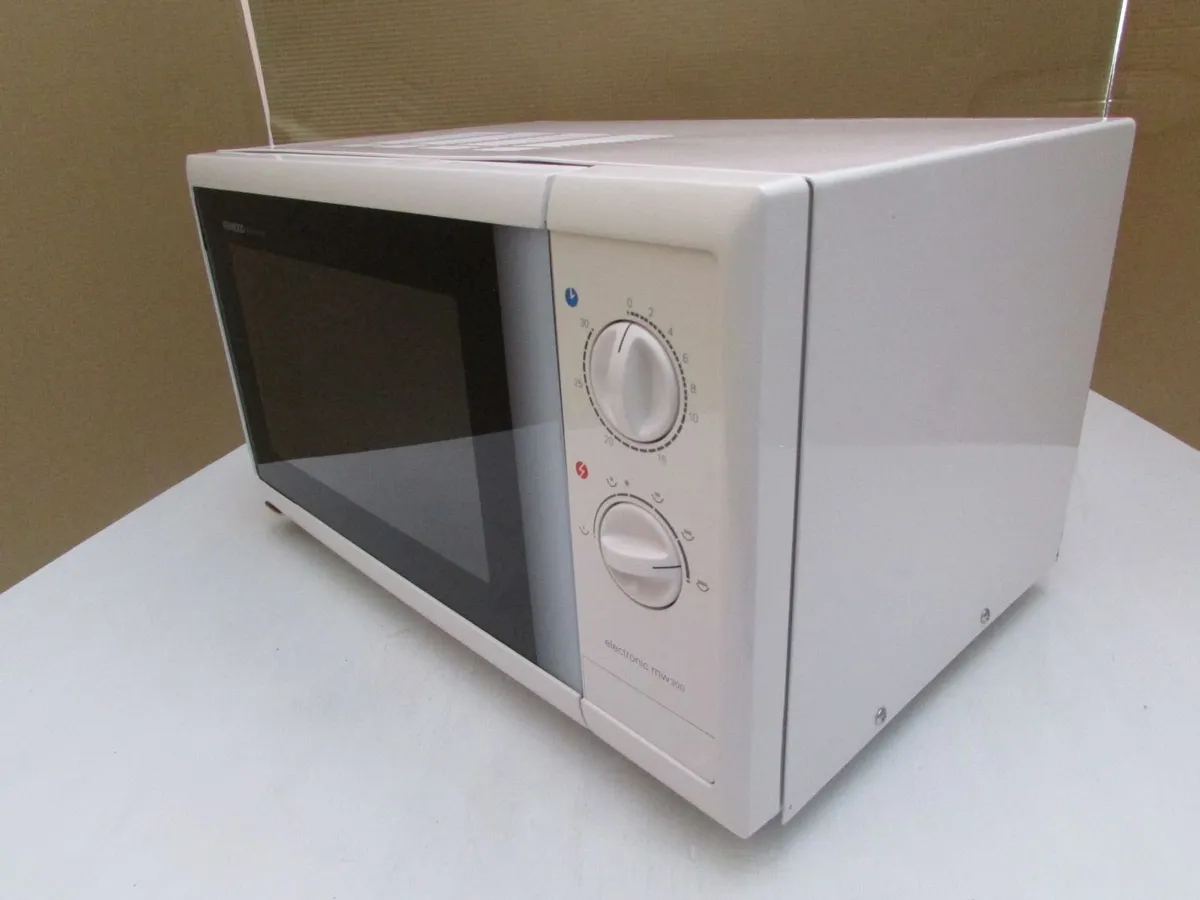 Kenwood Microwave - Image 2