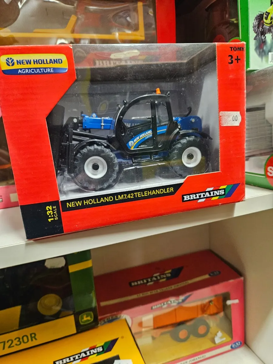 Britain's New Holland Loader - Image 1