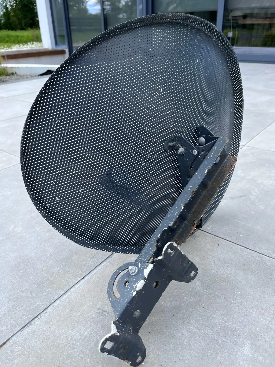 Sky Q Satellite Dish - Image 4