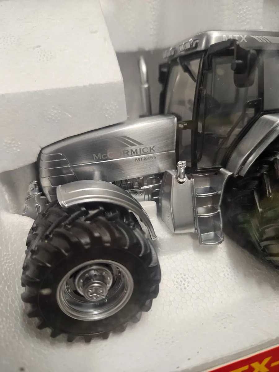 Britain's McCormack Tractor - Image 2