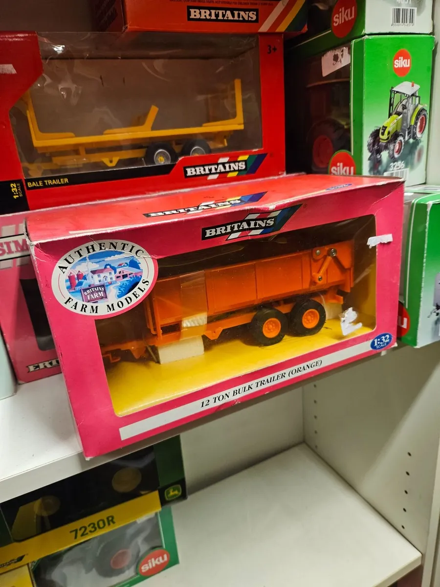 Britain's Del Farm Bulk Trailer - Image 1