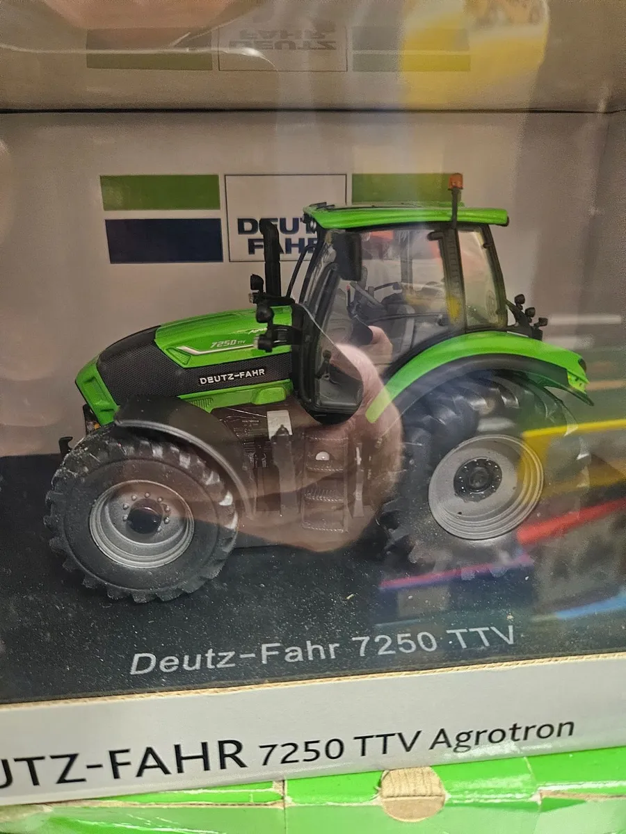 Britain's Universal Hobbies Deutz Tractor - Image 2