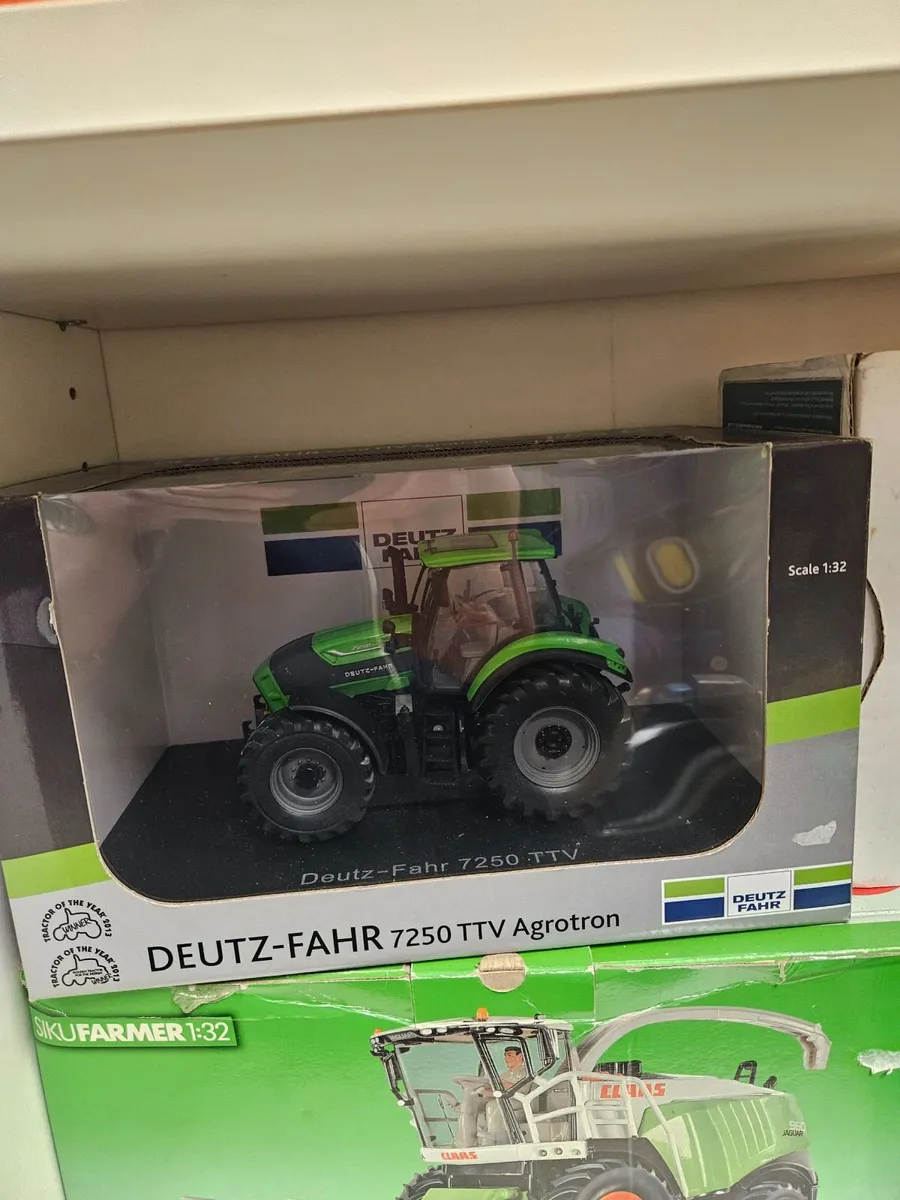 Britain's Universal Hobbies Deutz Tractor - Image 1