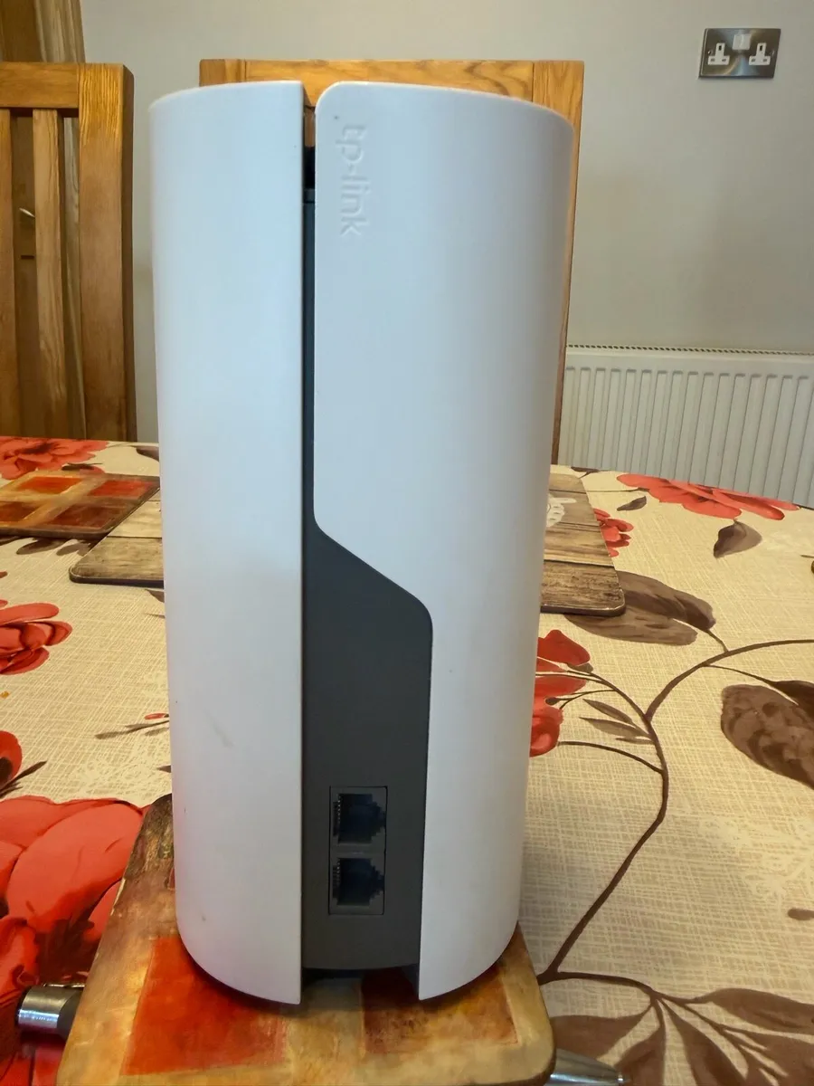 TP-Link Wi-Fi system - Image 2