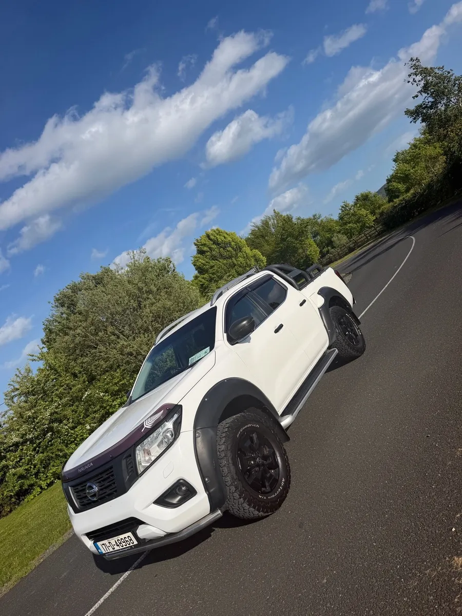 Nissan navara tekna - Image 3