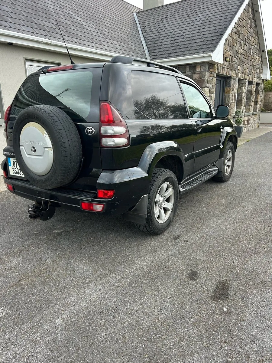Toyota landcruiser - Image 2