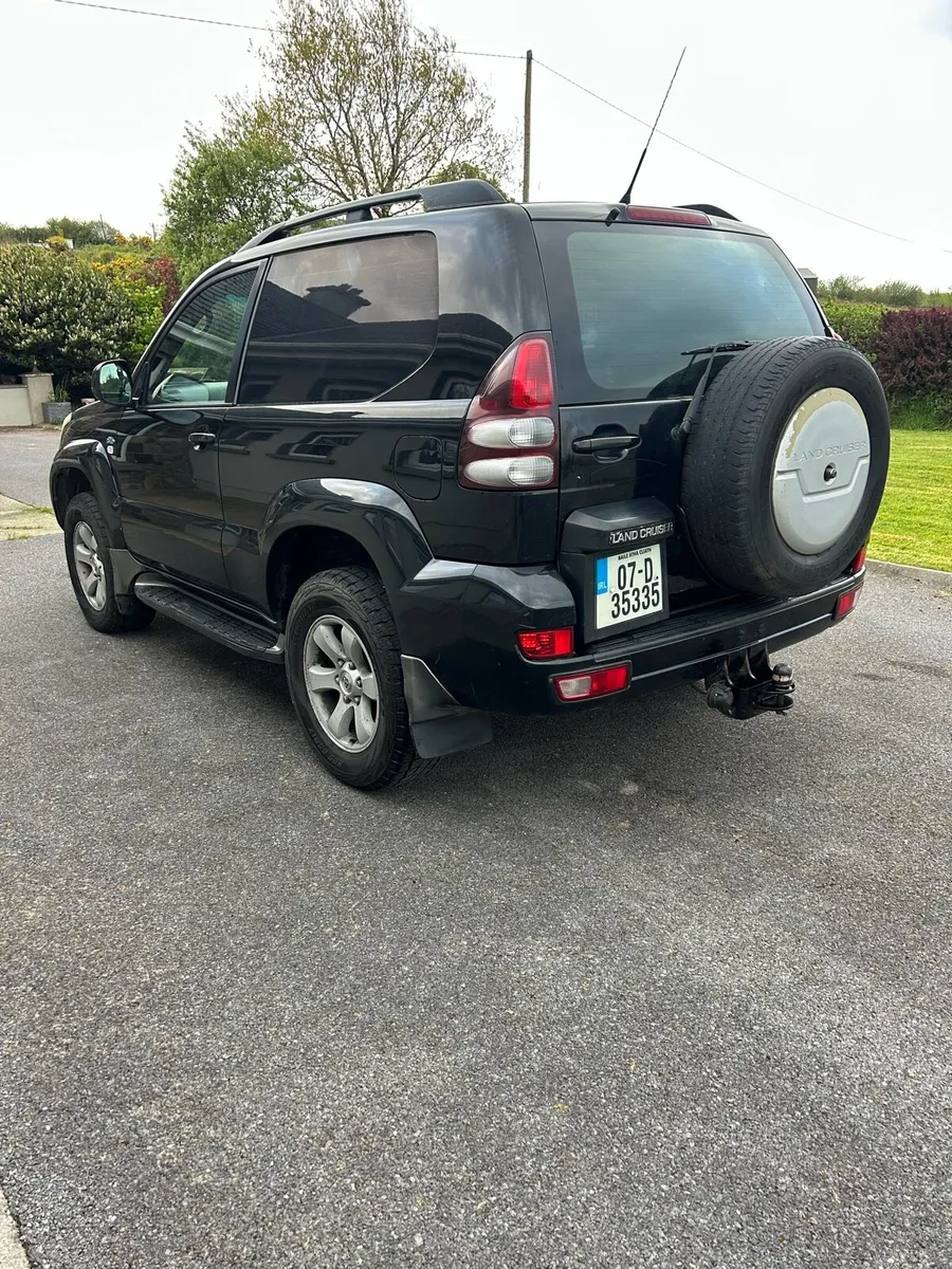 Toyota landcruiser - Image 3
