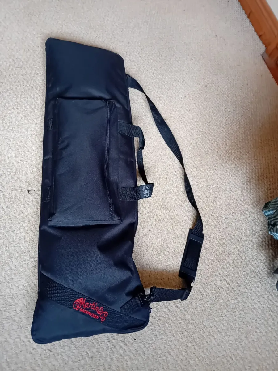 Martin backpacker Guitar - Image 2