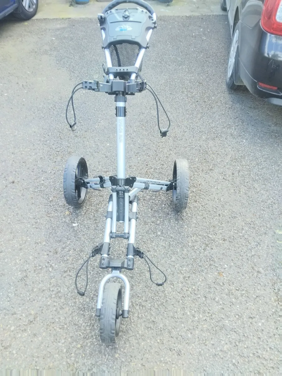 Fastfold golf trolly - Image 3