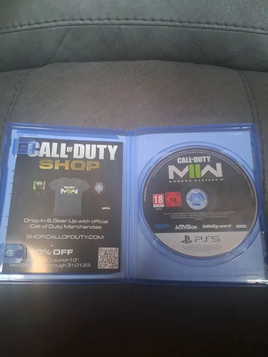 Call of Duty Modern Warfare 2 (2022) PS5 - Image 2