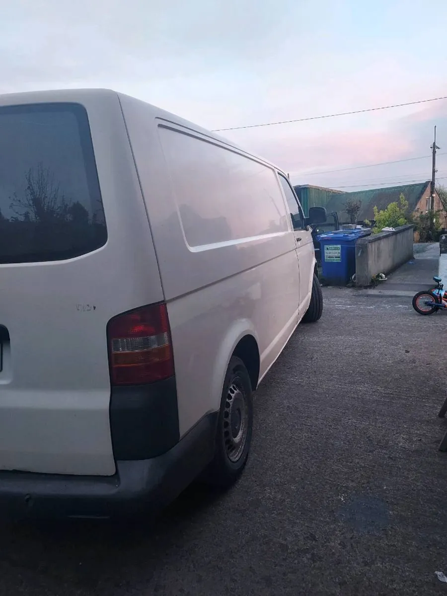 VW Transporter T5 2.5tdi - Image 4
