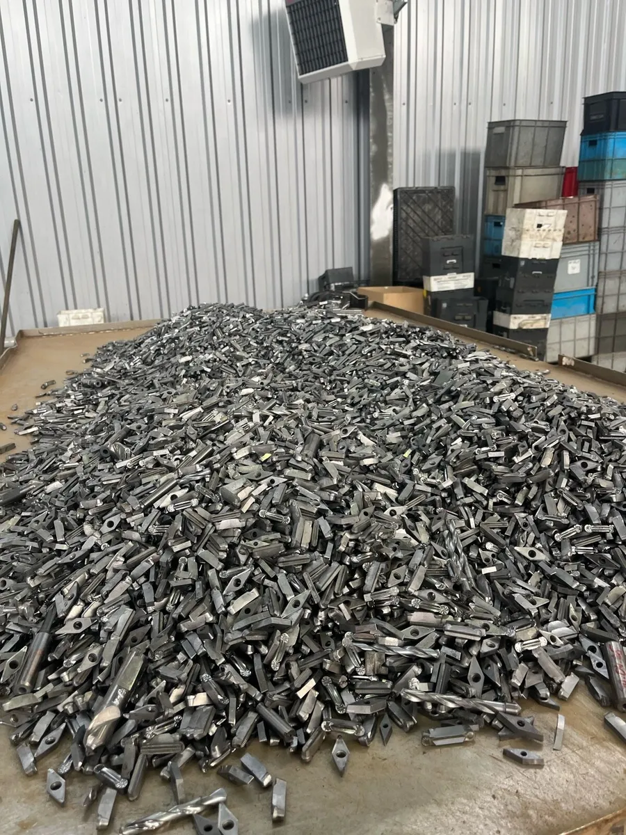 Tungsten carbide scrap nickiel we buy from 50EUR - Image 1