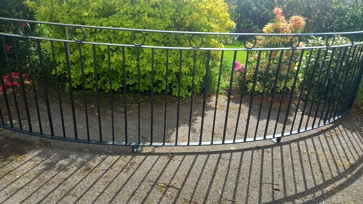 Wrought iron - Image 2