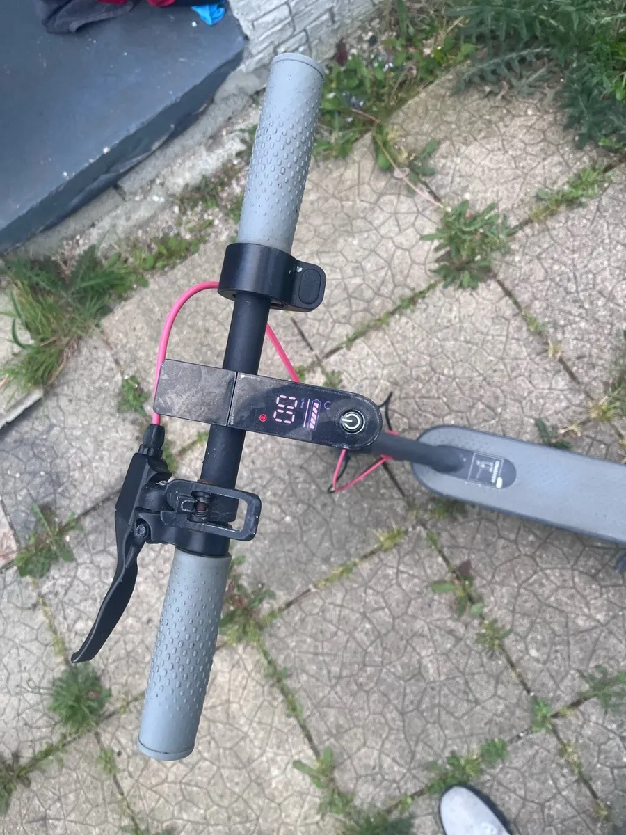 Electric scooter OPEN TO OFFERS - Image 3