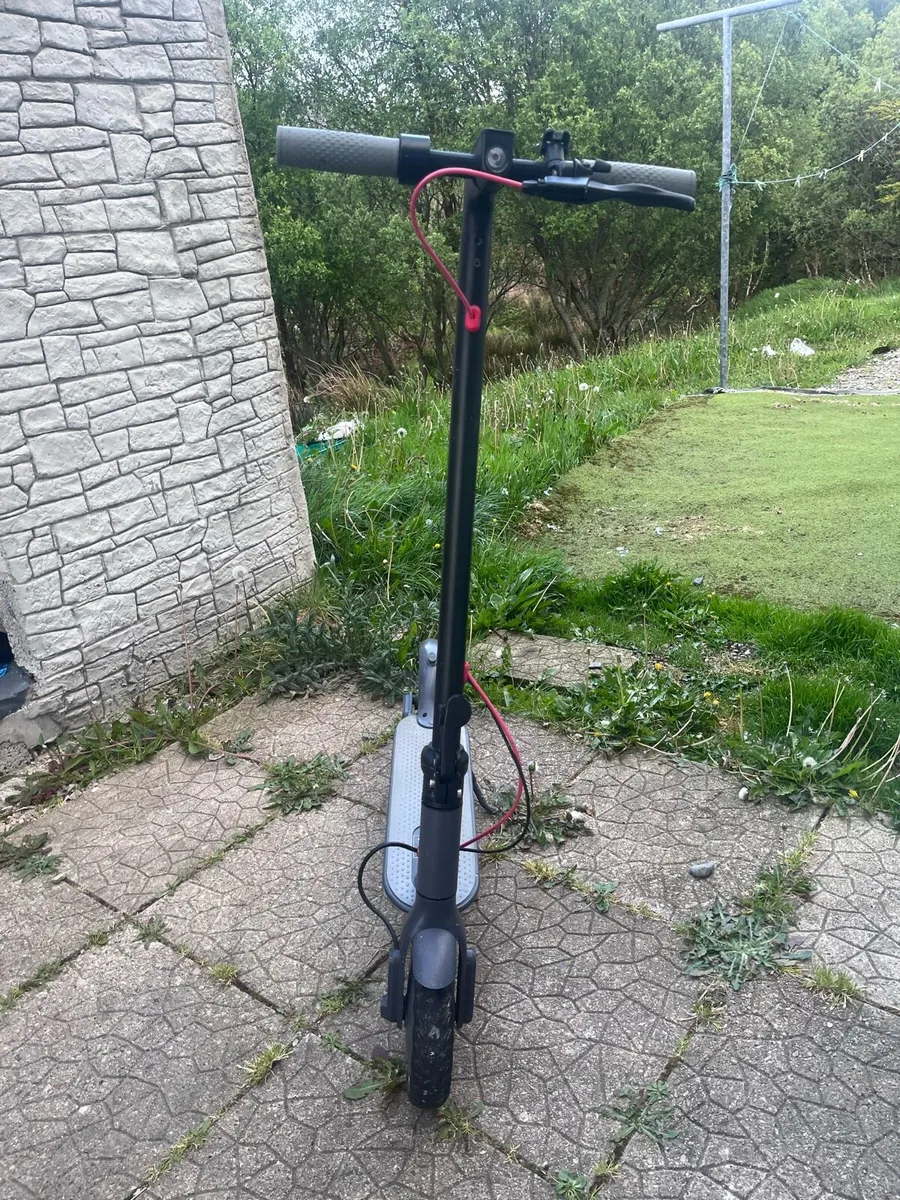 Electric scooter OPEN TO OFFERS - Image 2